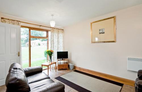 Cobble Cottage - W41945 - Photo 3