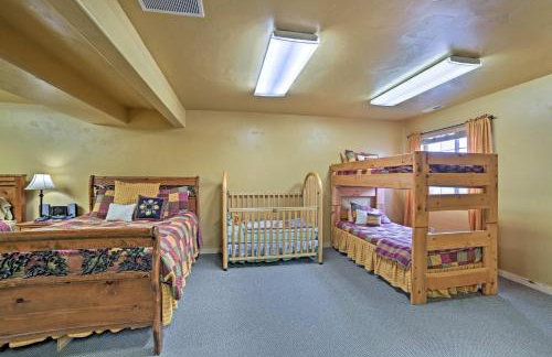 Rustic Cabin Near Palisade State Park with Deck! - Foto 14