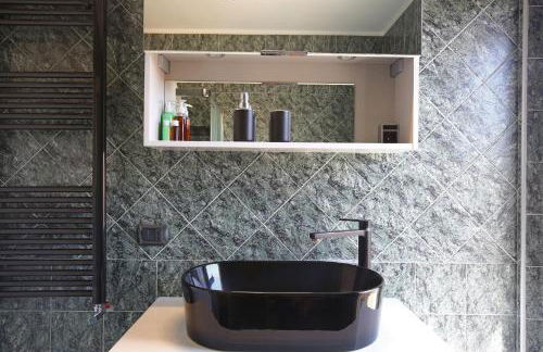 Evasione Sul Naviglio - Foto 76