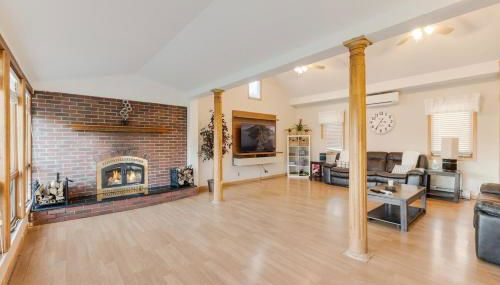 Mansion in the Hills with Pool - Foto 4