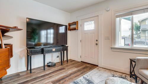 Home 1 Mi to DTLA Room to Work and Relax! - Photo 4