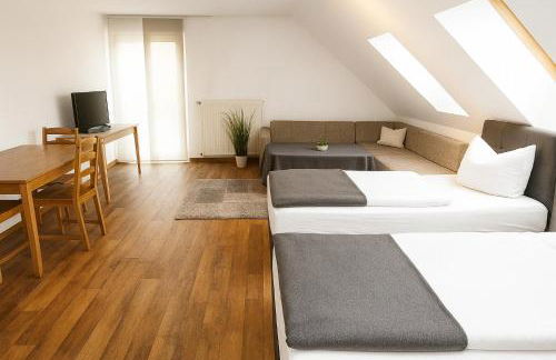 SUNNYHOME Monteurwohnungen und Apartments in Schwandorf - Foto 13