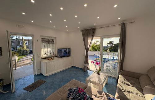 Villetta Ischitana - Terrazza con Giardino - Foto 10