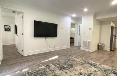 New Apt 2 Bed 2 Bath with Amazing PATIO - Foto 54