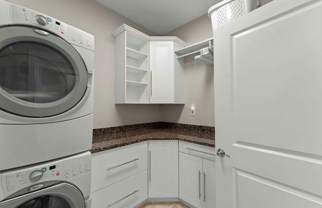 Modern Masterpiece by Avantstay Waterfront + Private Dock - Foto 37