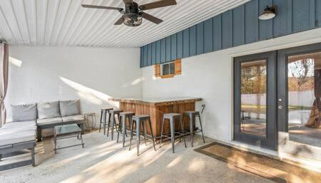 Underground Railroad Barn - Photo 4