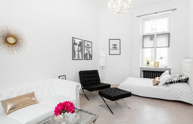 Nowogrodzka 40/67 - Photo 1