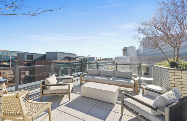 Coda on Half, a Placemakr Experience - Navy Yard - Photo 27