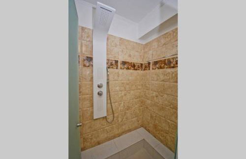 Potamos Superior Grey Apartment - Photo 27