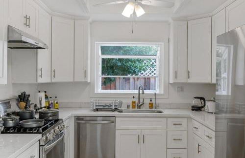 Molivu Homes 3BR - NewRemodel, PetFriendly, Yard - Foto 10