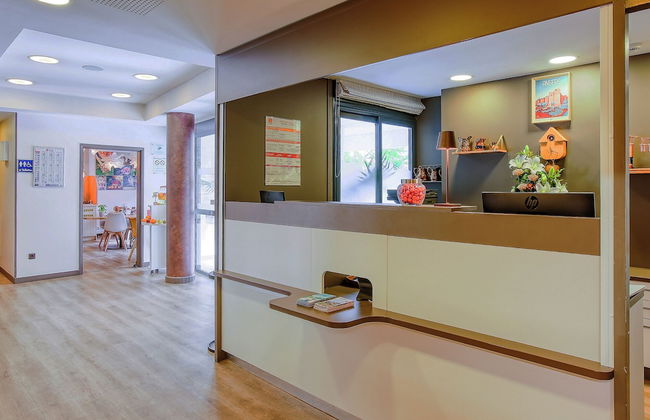 Séjours & Affaires Angers Atrium - Photo 2