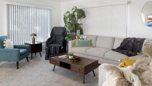 Quaint Mid-Century Cottage by the Coast - Foto 3