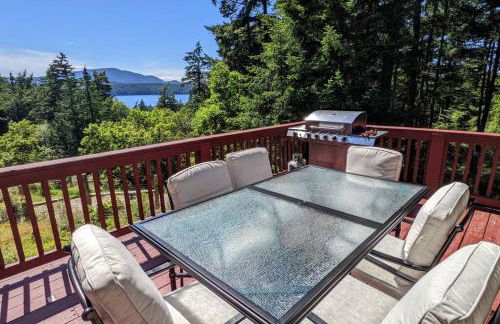 Villa w/ Amazing Bay Views Near Beach w/ Garden, Ping Pong - Foto 17