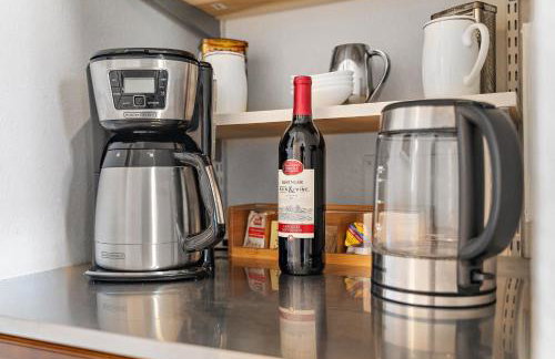 Sunshine-Shopping-Dining In the heart of Downtown - Foto 4