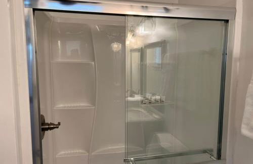 Bright & Comfy 5 star Location Large Deck Oasis - Foto 23