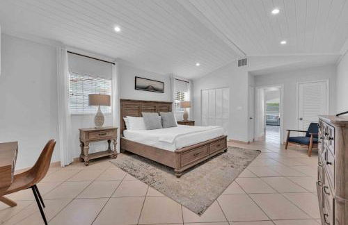 Steps from Beach Quaint Cottage Hot Tub Surf Key H0MES - Foto 3