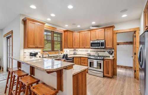 Cozy Spacious Mountain Home Close To Everything - Foto 3