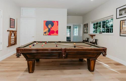 Spacious Cozy and Renovated Mountain Retreat - Foto 4