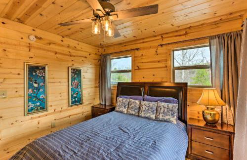 Cozy Mtn Cabin Spacious Deck and Forest Views! - Foto 12
