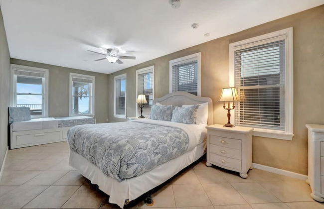 Stones Throw Beachfront Family Suite 3 Views - Foto 22