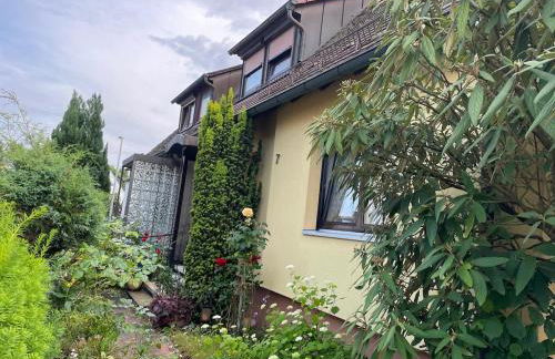 Charming, bright family home with conservatory - Foto 39