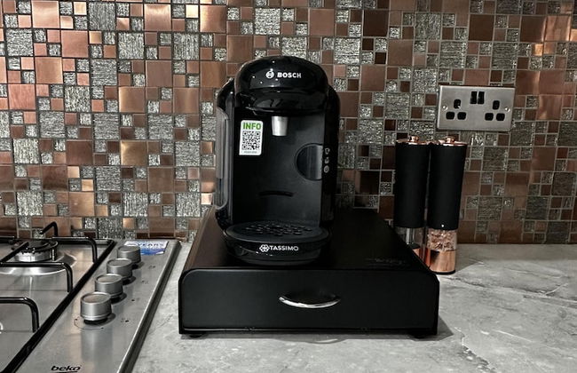 Two bed apartment with balcony Slough,Windsor,Legoland - Foto 10