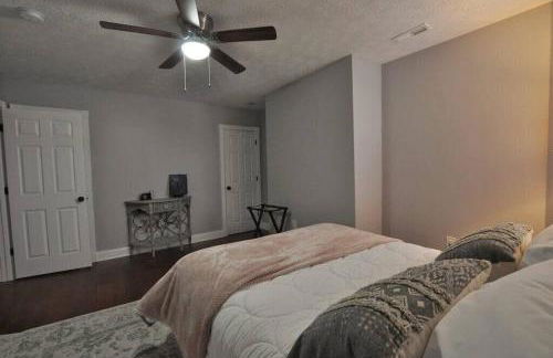 Housepitality - Franklinton Farmhouse- 4 Bedrooms - Foto 18