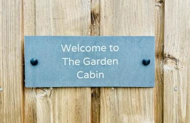 Romantic Cabin Retreat on 50-Acre Suffolk Farm - Foto 26