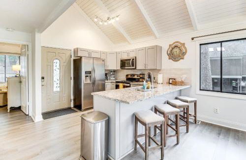 Lake and Golf Course Views Big Canoe Home with Deck! - Foto 9