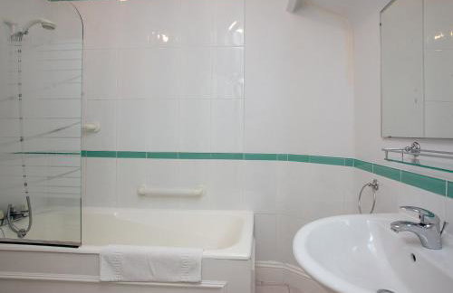 Tuckenhay, Clock Tower Cottage - Fjg - Photo 24