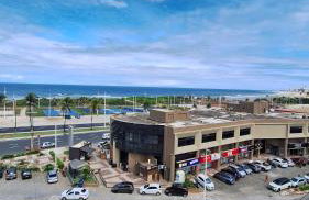 Apartamento Quarto e Sala, varanda, vista mar com infraestrutura - Foto 3