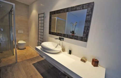 Superbe villa piscine proche ville et mer au calme - Foto 30