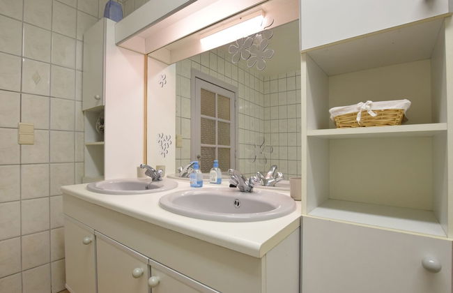 Former Farmhouse in the Upper Ardennes - Foto 22