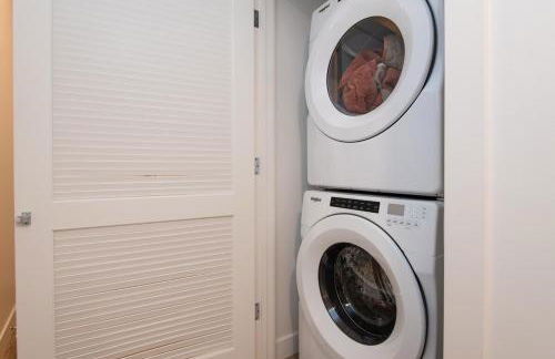 Chic 3-bed Apt with Pool & Hot Tub in Heart of DTLA - Foto 22