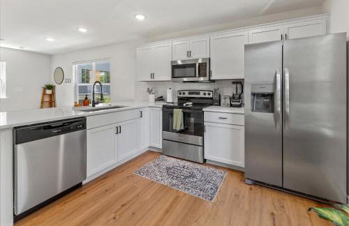 Lux House & Carriage house Furnished for Comfort - Foto 52