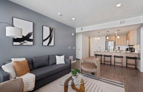 Spacious 2-Bed Apartment, Walk to SLC Attractions - Foto 76