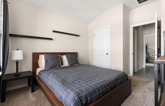 Charming 4BR Spacious Backyard in Hutto - Foto 5