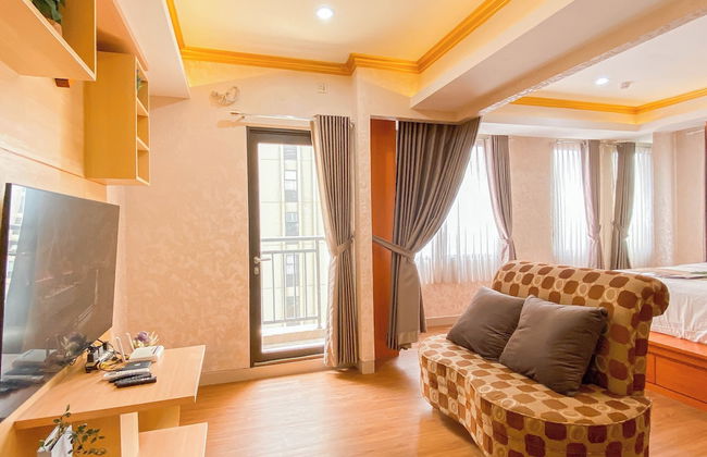 Good Place And Spacious Studio Transpark Cibubur Apartment - Foto 5