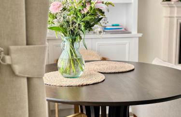 Stunning 2-bed, 2-bath Property In Central London - Photo 25