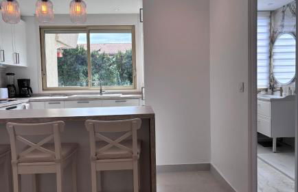 JARDIN TERRASSE EDEN SAINT TROPEZ - Parking Pool AC 4P - Photo 26