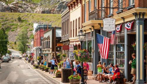 Victorian Dream! Charming Mountain View Home by Downtown - Foto 4