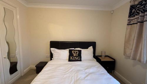 Spacious 2-Bed Family Flat in Wimbledon Near Tube - Foto 4