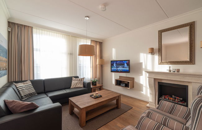 4 bedroom House in Colijnsplaat with garden and terrace - Photo 2