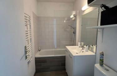 Charmant studio rénové - Foto 7