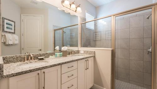 Delightful Home Near Disney With Private Pool, Media Room, Waterpark & Resort Access At Encore Resort Reunion - 7418Mr - Foto 4