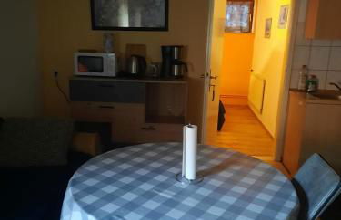 Ferienwohnungen an der Schusteracht Dachgeschoss und Souterrain - Foto 18