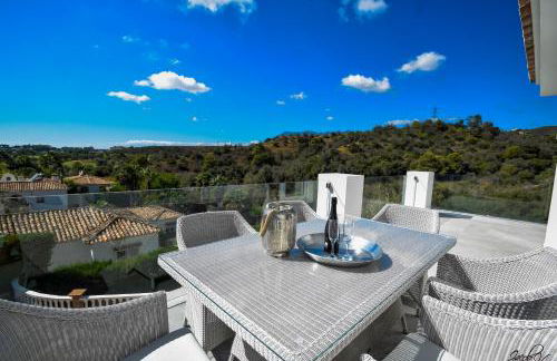 Exquisite and Modern villa near beach with Heated pool! - Foto 23