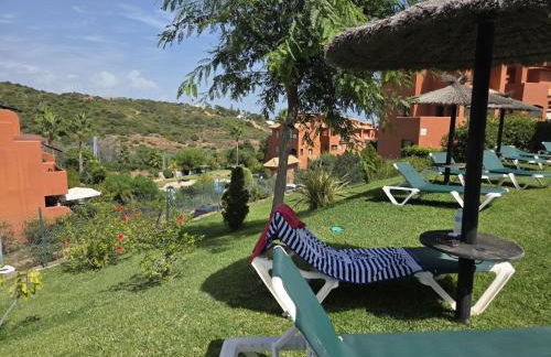 Sea View Penthouse Apartment with Hot Tub - Casa Bella Vista, Buenas Noches , Estepona - Photo 52