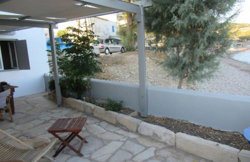 Cozy Beachfront Escape in Lilikas - Foto 19