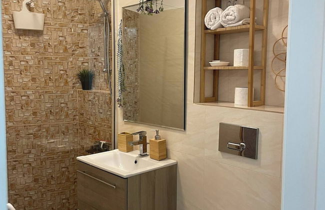 Unique Modern Studio Grozăvești Near Orhideea Towers - Foto 3